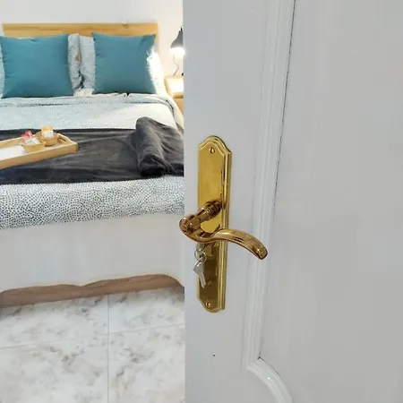Amplio Piso De Confort. Apartment